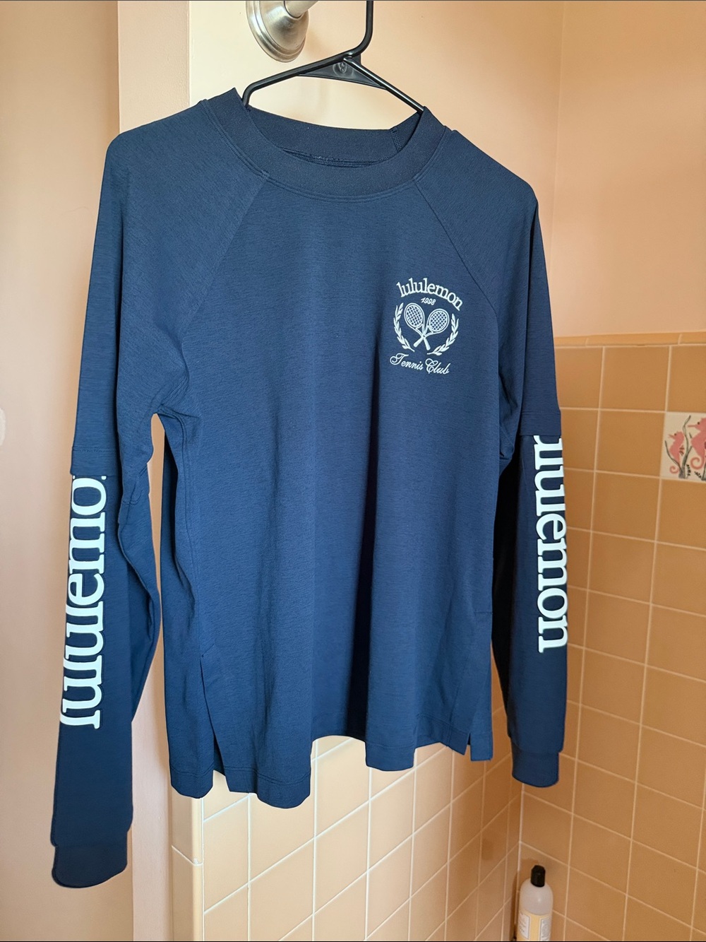 NWOT lululemon athletica Navy Long-Sleeve Tennis Club Logo LONG TEE - Picture 2 of 7